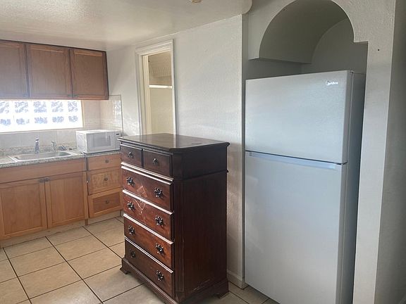 2nd image of 715 Harvey Ave APT 3