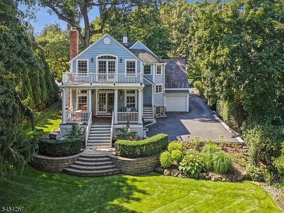 2nd image of 106 Pomeroy Rd