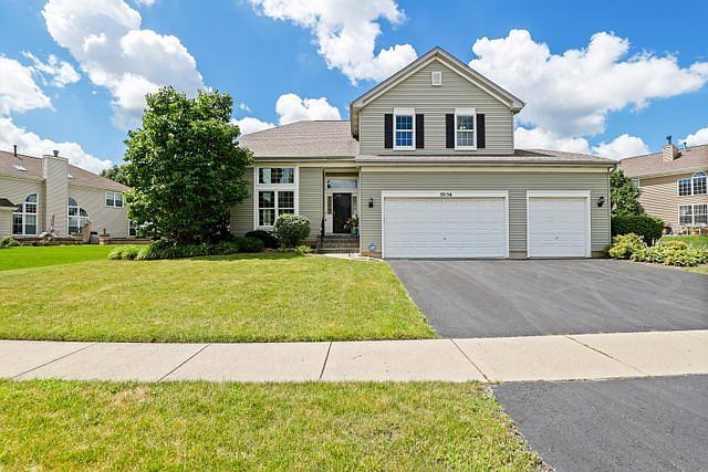 1st image of 37156 N Deerpath Dr