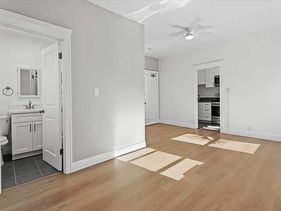 5th image of 1611 Schrader Blvd APT 308