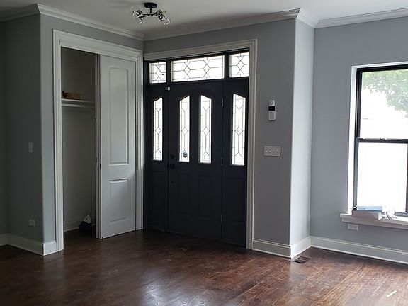2nd image of 5008 W Warwick Ave