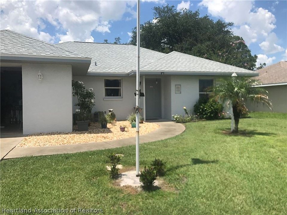 1st image of 10 Corkwood Ave