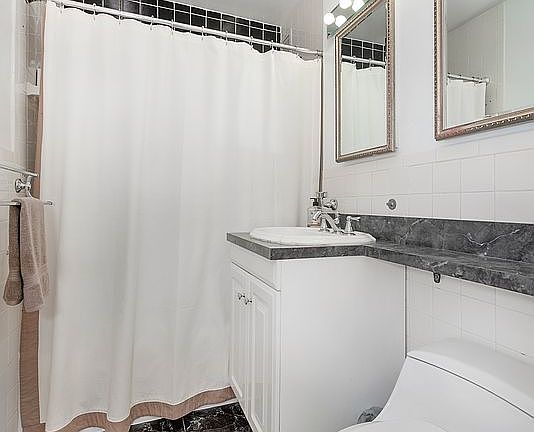 5th image of 7025 Yellowstone Blvd APT 6G