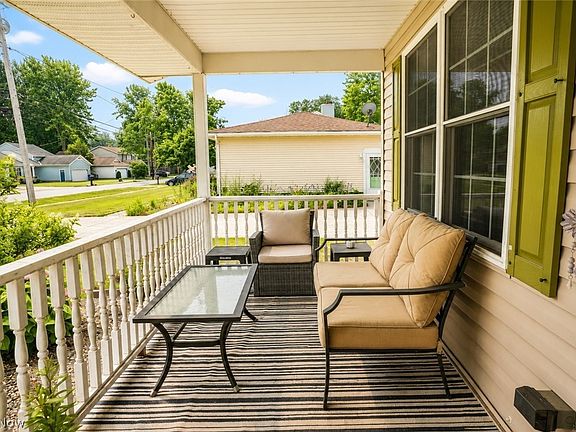 4th image of 5856 Ridgeview Blvd