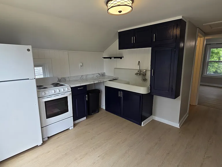 1008 George St #2 — Photo 1