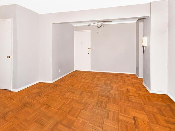 5th image of 1296 Midland Ave Unit 2L