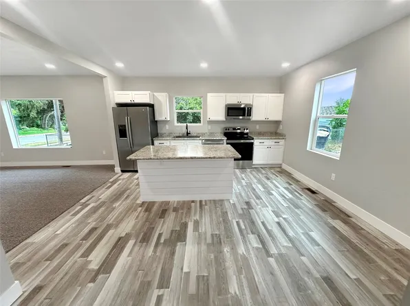 513 13th St S, Great Falls, MT 59405