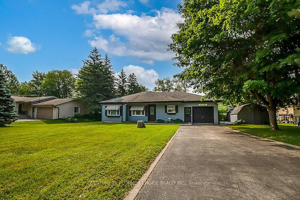 4 bed, $5,000 — Photo 1