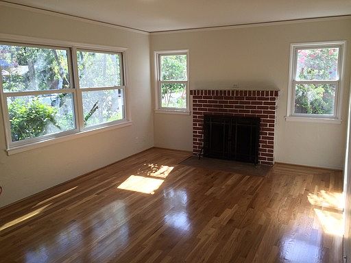 5th image of 2060 Cornell St