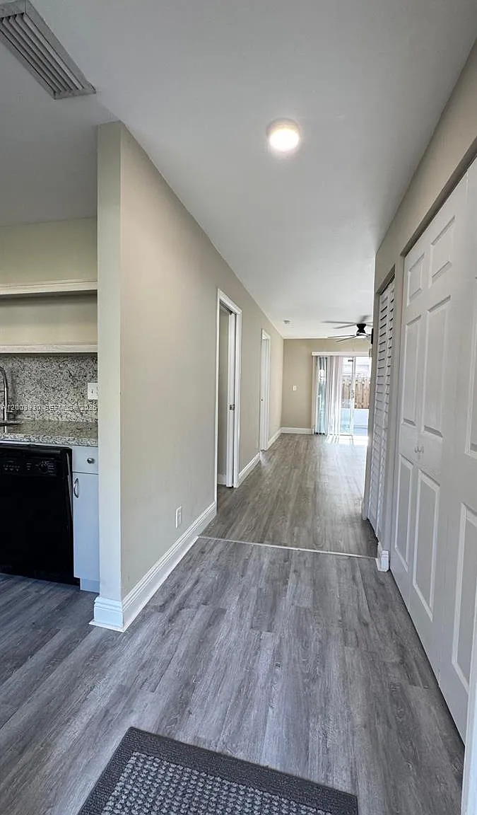 1 bed, 1.0 bath, 614 sqft, $1,975 — Photo 3