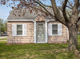 158 S Roosevelt Rd, Evansdale, IA 50707