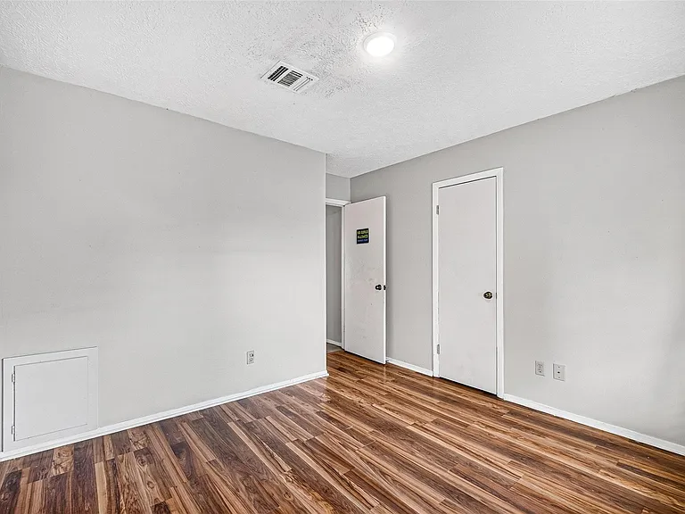 3602 Cedarcrest Dr — Photo 15