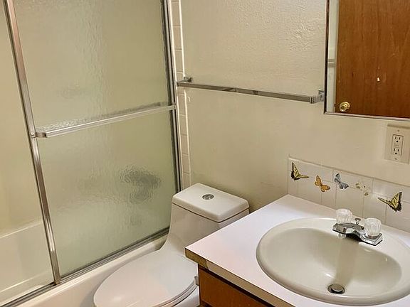 5th image of 3605 Idaho St APT 3