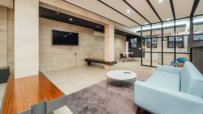 Rented by Nooklyn NYC LLC | media 71