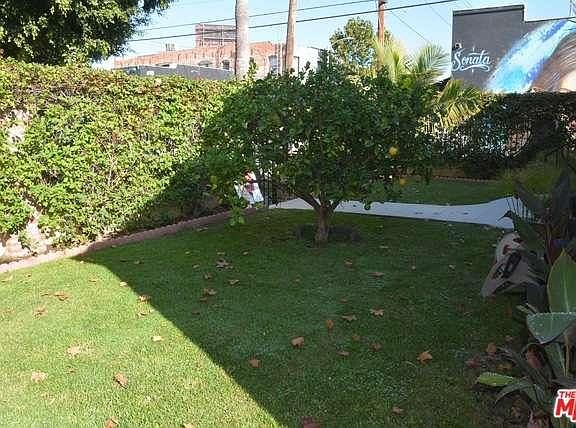 3rd image of 640 N Martel Ave
