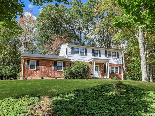 8 Liberty Circle, New City, NY 10956