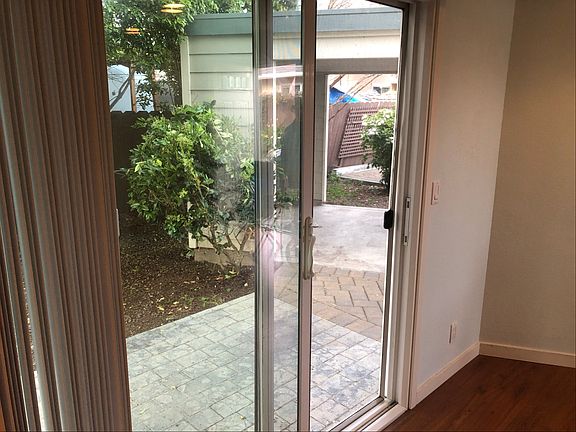 4th image of 451 Willow Ave #453
