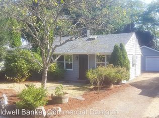 11720 9th Ave NE, Seattle, WA 98125