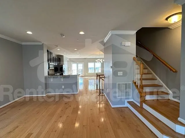 7440 Singers Way — Photo 31