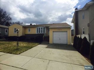 267 Grace Ave, Secaucus, NJ 07094