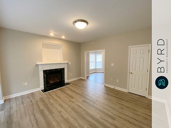 2nd image of 1721 Lakeview Ave