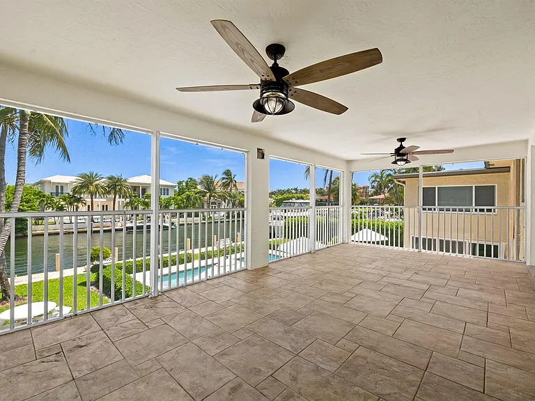 1105 Bel Air Dr #C — Photo 34