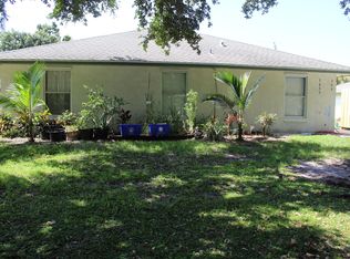 3055 SE Garden St, Stuart, FL 34997