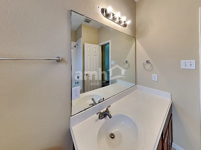 15742 Flagstone Walk Way — Photo 15