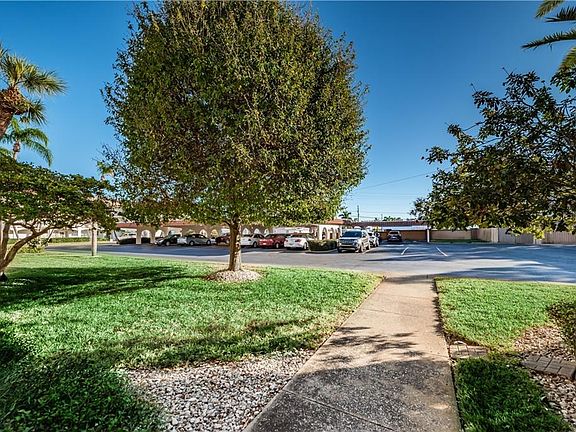 4th image of 19029 Us Highway 19 N APT 7-23