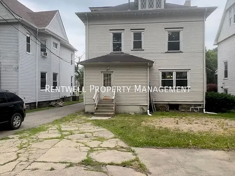 323 Boyles Ave — Photo 21