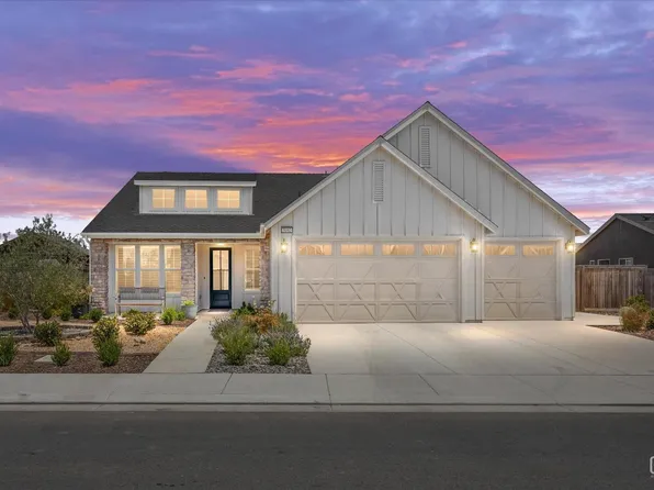 3102 Fawn Creek Ln, Shafter, CA 93263