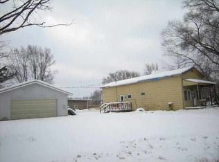 1625 State St, Grawn, MI 49637