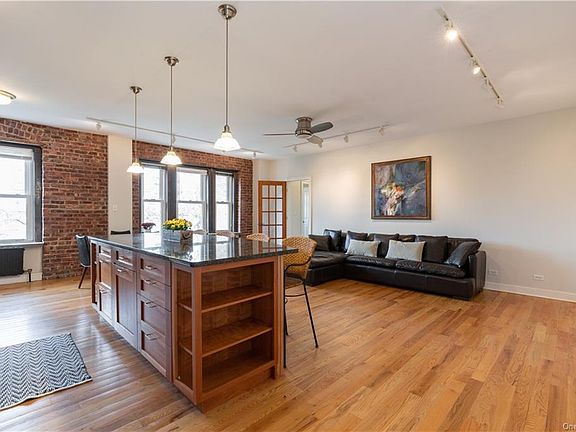2nd image of 490 Bleeker Ave