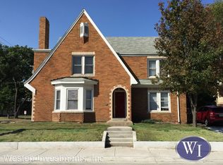 234 W Adams St APT C, Macomb, IL 61455