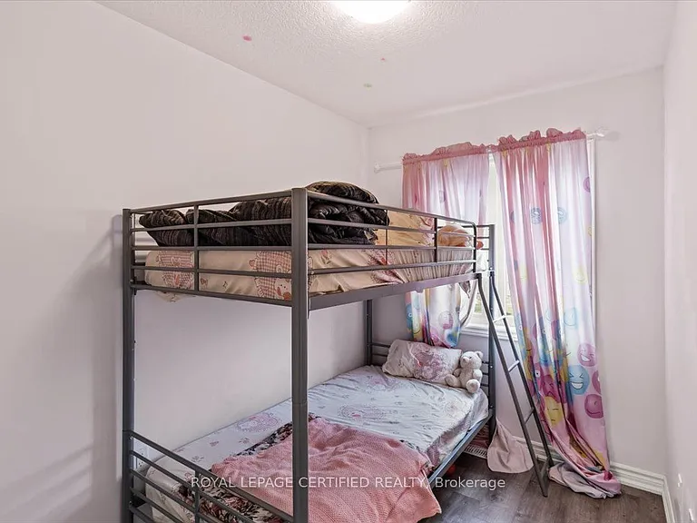 61 Soho St #25 — Photo 17
