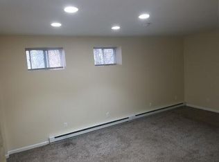 481 Charles St APT 4, Providence, RI 02904