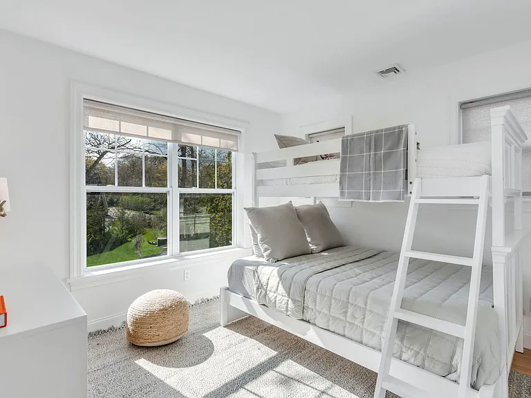 56 Sandy Hollow Rd — Photo 31