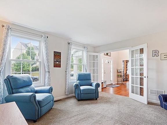 4th image of 504 Windmill Ct