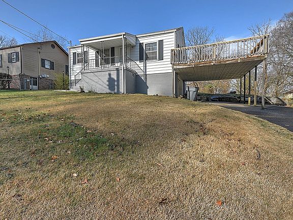 2nd image of 1528 Valley Dr