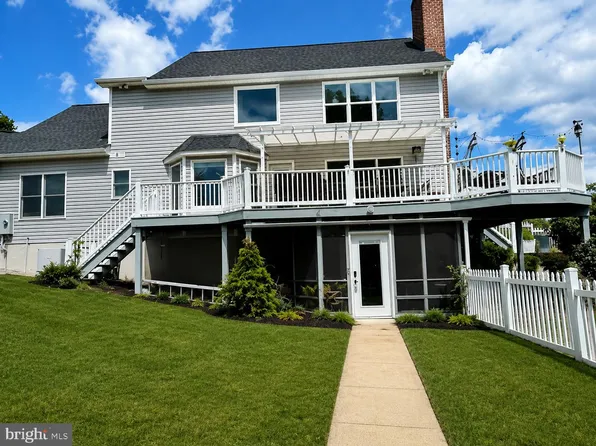 14480 Woodstar Ct, Leesburg, VA 20176