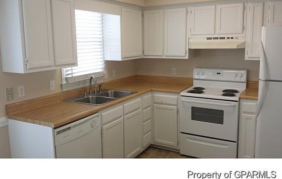 2nd image of 119-31 Oakmont Dr