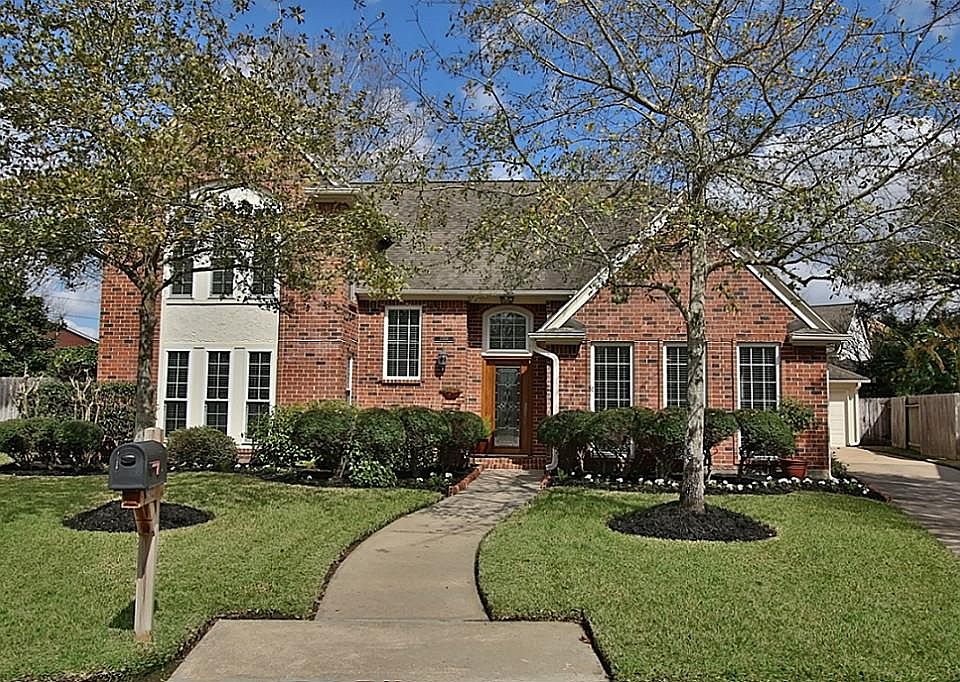 1st image of 15918 Mesa Gardens Dr