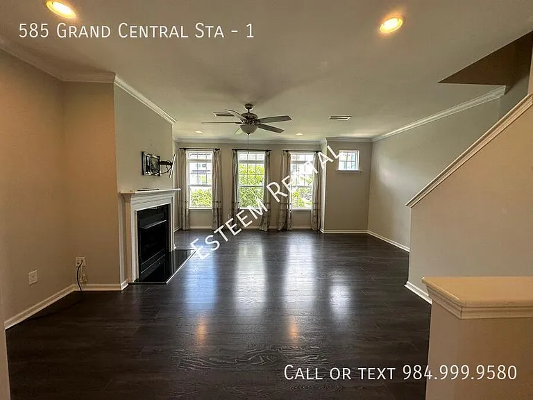 585 Grand Central Sta #1 — Photo 17