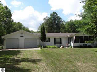 6311 Buffalo Trl, Alger, MI 48610