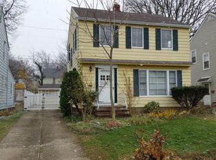 1061 Avondale Rd, South Euclid, OH 44121