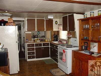 3rd image of 2151 S 1st St