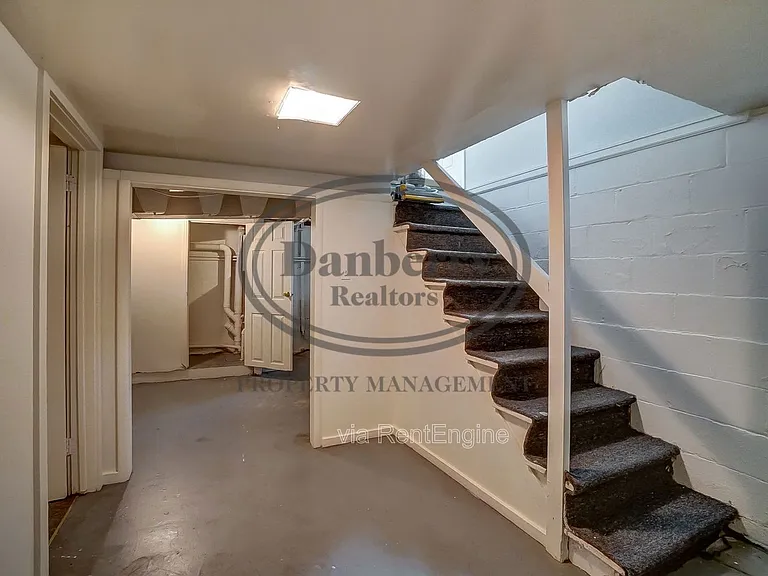1017 Searles Rd — Photo 25