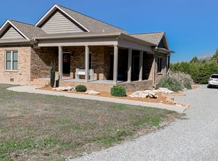 39 Boning Rd, Fayetteville, TN 37334