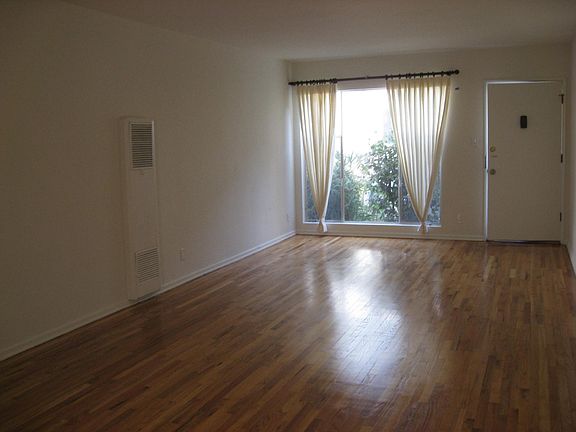 5th image of 1335 N Vista St #4