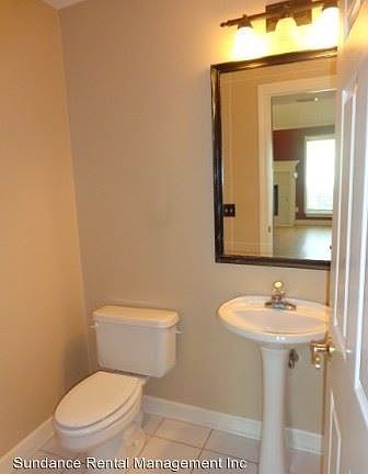 5th image of 449 Forest Glen Pl